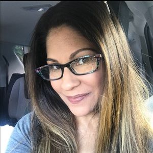 Meet your Posher, Rachel